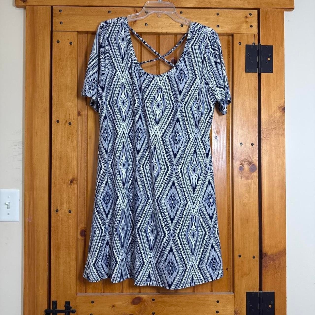 Joe Boxer T-Shirt Dress Womens 1X Blue Excellent Tribal Diamond Strappy Back