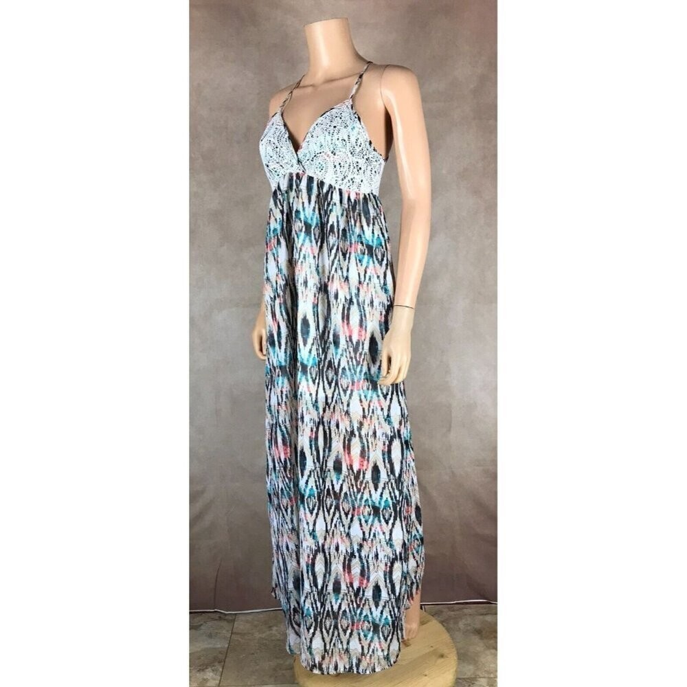 Belle Du Jour Juniors’ Multi-Color Printed Crochet-Trim Maxi Dress NWT Medium