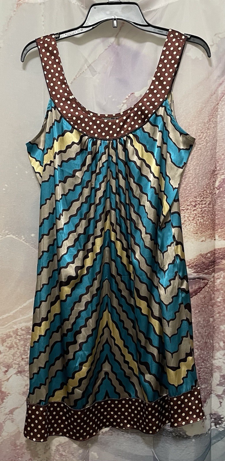 Vertigo Paris Sleeveless Dress Vibrant Chevron Pattern Women’s Sz. Large 900629