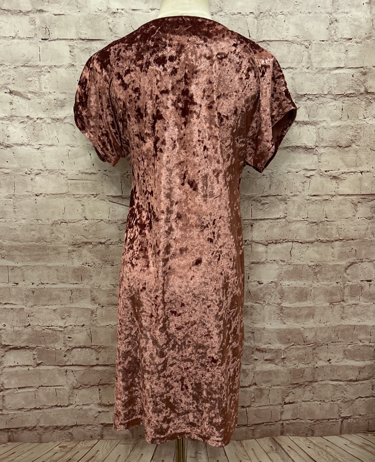 Uncle Frank Crushed Velvet Shift Dress Size XS Surplice V Neck Rose Wine Pink