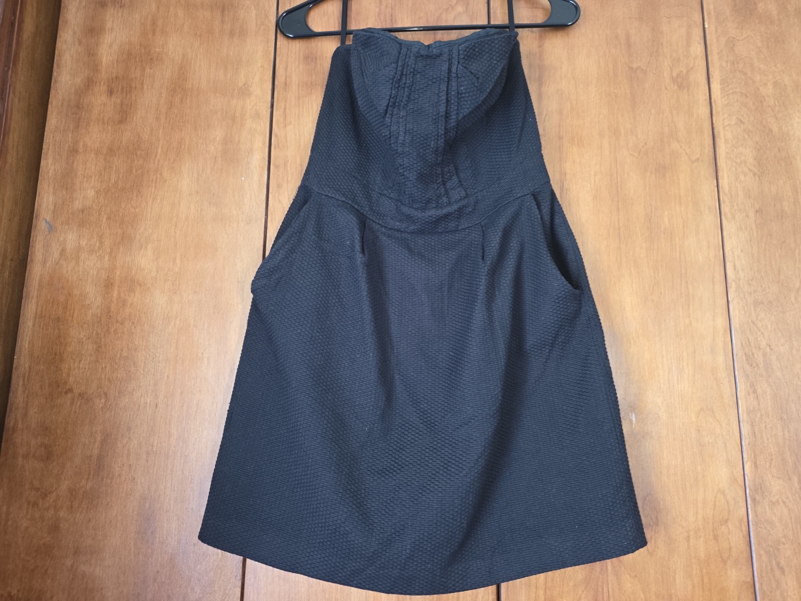 Pasameters Black Strapless Mid Length Dress With Wide Waistband Pockets. Size 8