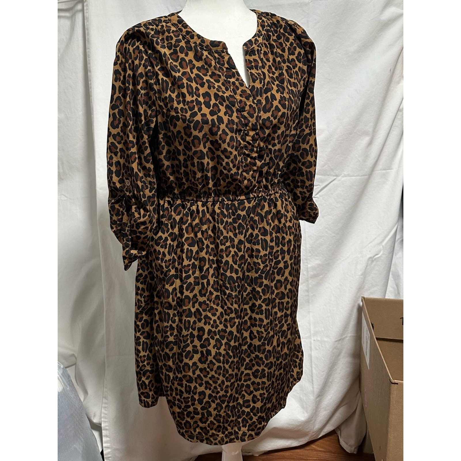 Old Navy Leopard Print Long Sleeve Dress Medium – Brown and Black