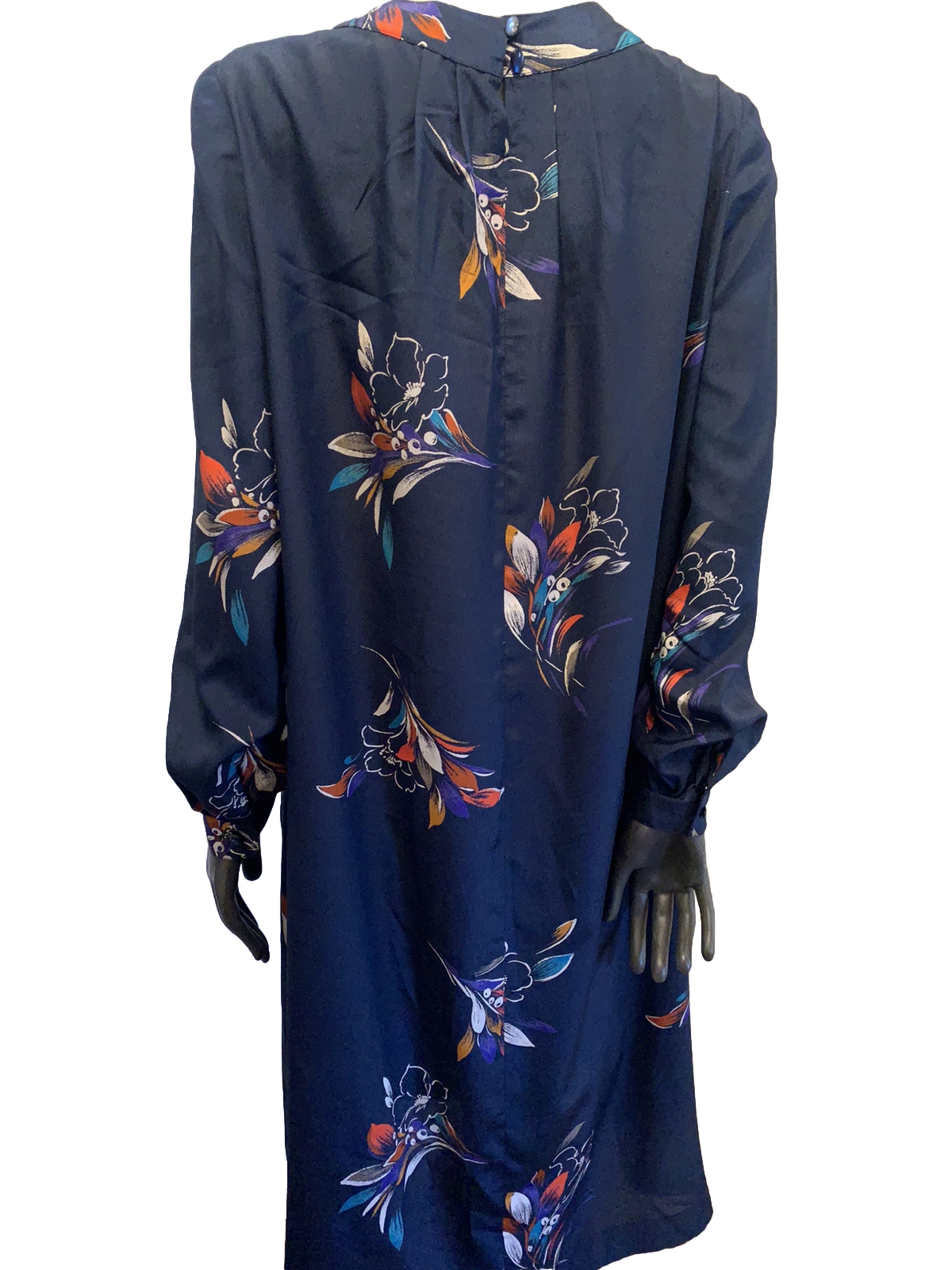 Blue Print Maternity Dress slightly flared, pullover dress has V-neckline.sz 12
