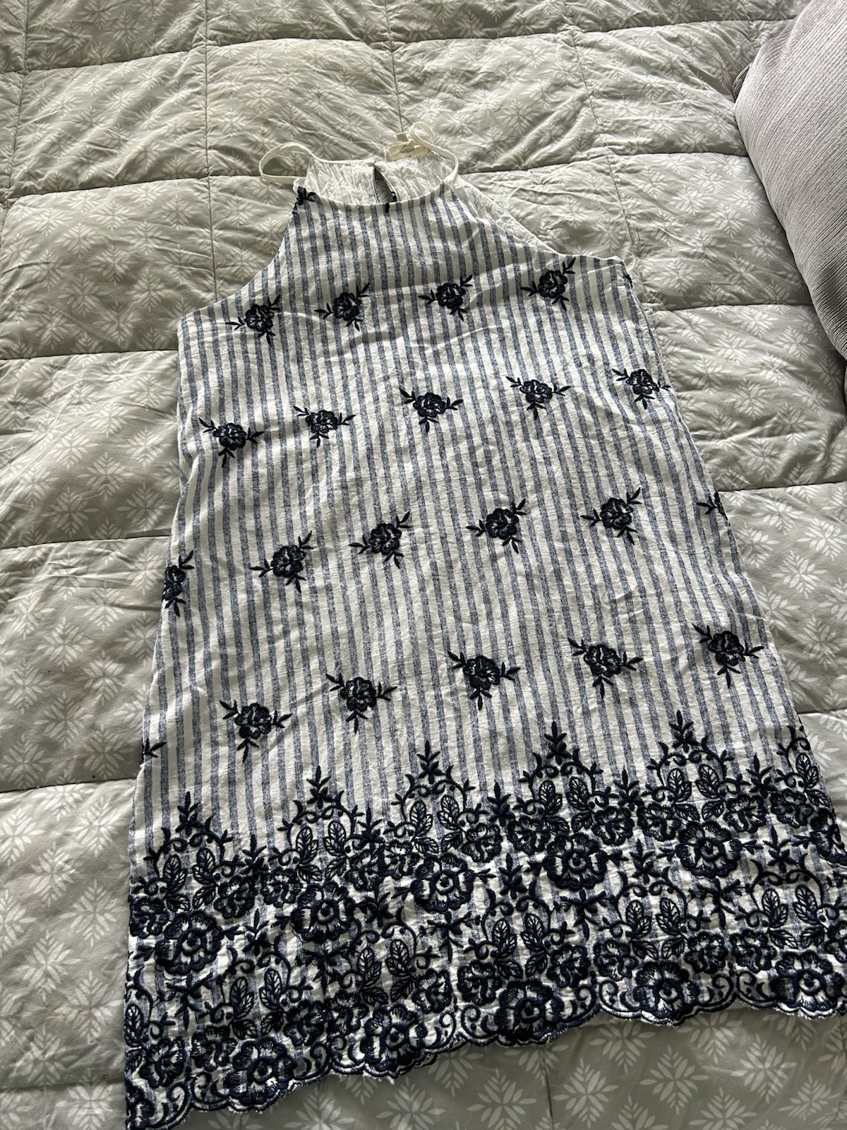 Cute lined linen dress, blue and white striped with flower embroidery. Size M