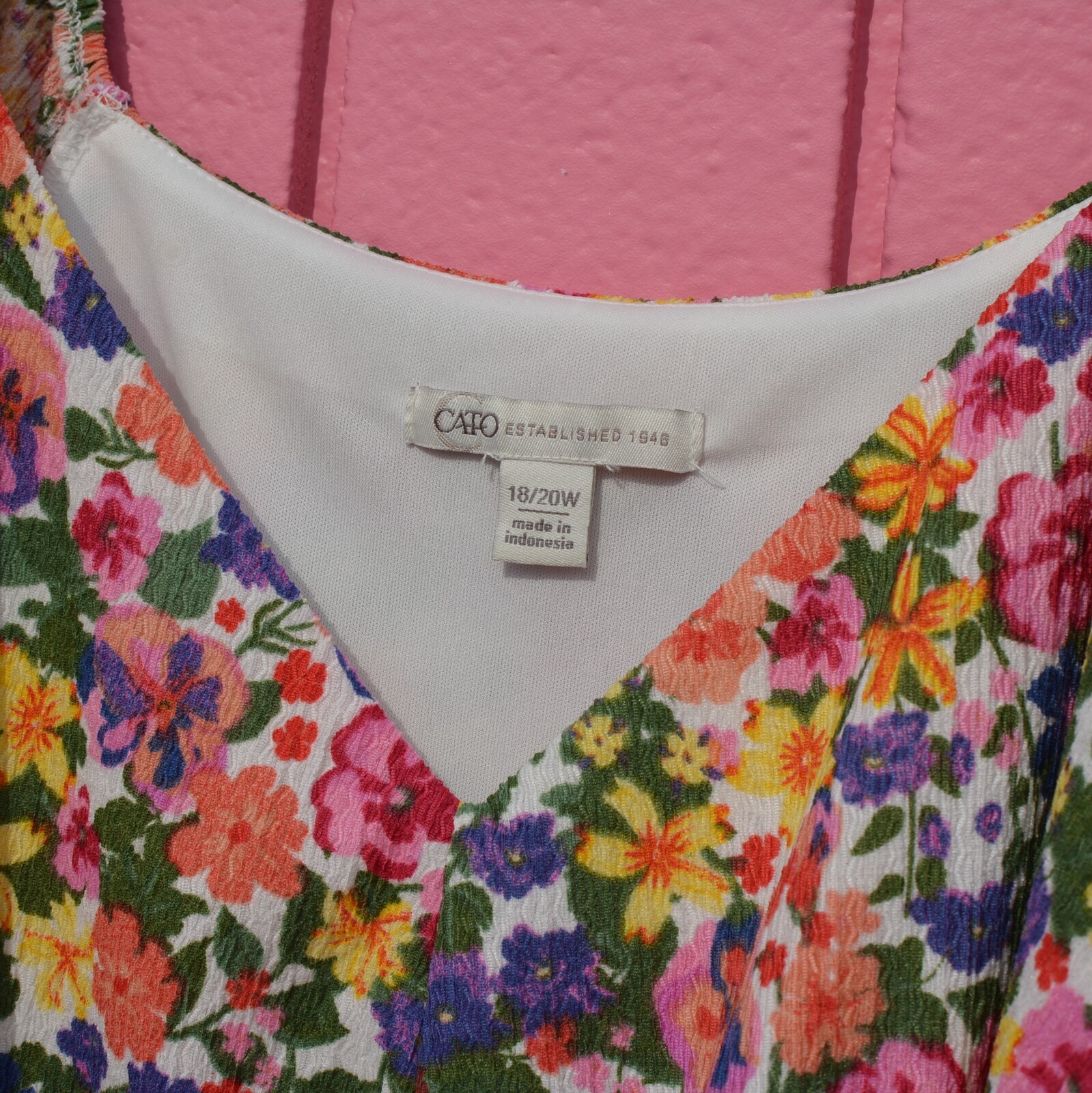 #146 2X (18/20) Cato Flutter Sleeve Multicolor Rainbow Flower Dress Pockets