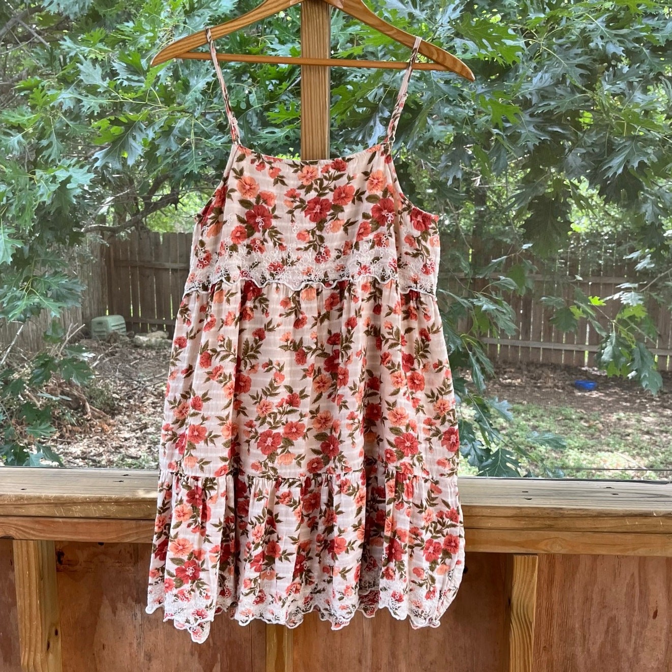 American Eagle Women’s Colorful Floral Sleevless Mini Dress Size M