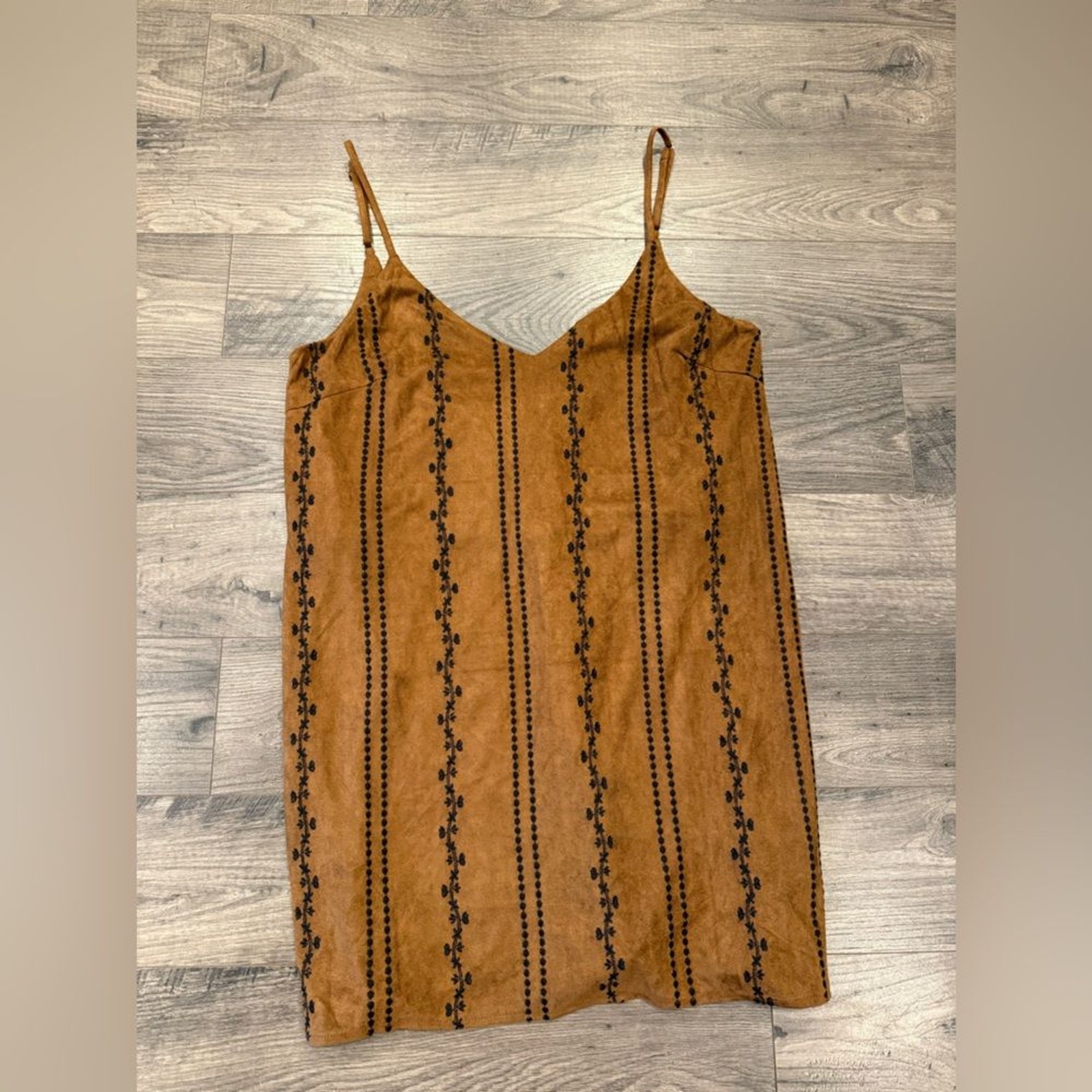 Honey Belle Mini Brown Suede Dress with Black Floral Accents Women’s Size M. NWT