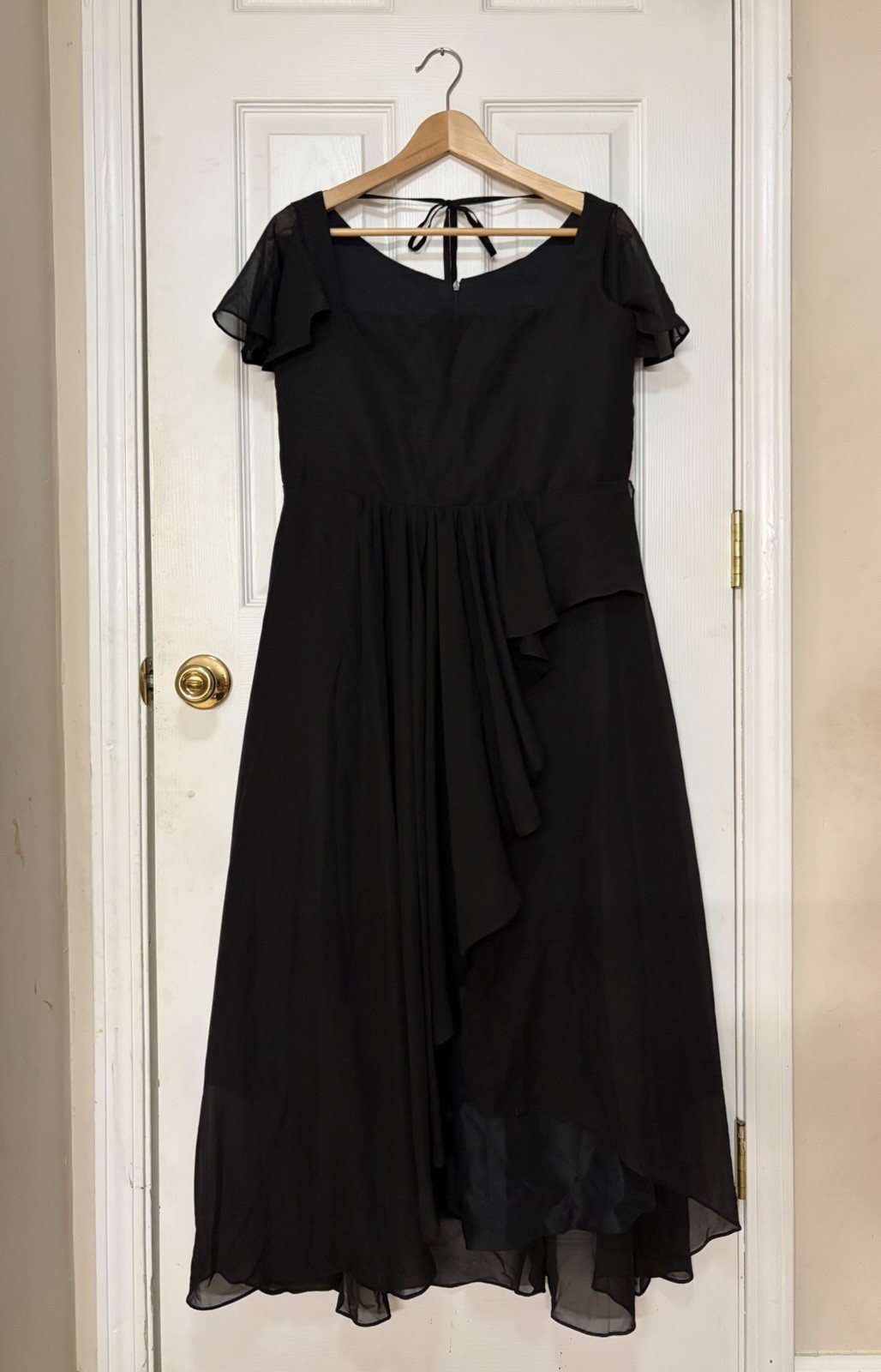 Junior/Miss Black Chiffon Maxi Dress