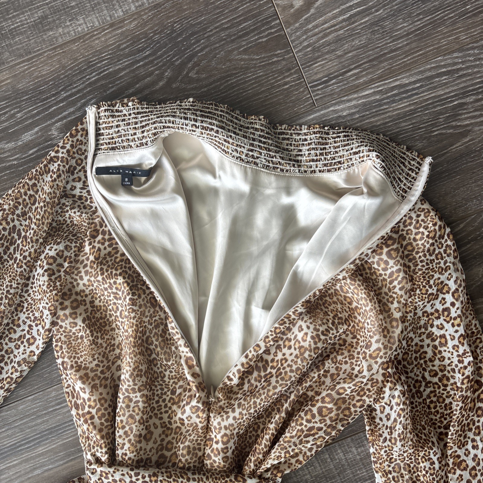 NWT Women’s Alex Marie Size 8 Leopard Print Smocked High Neck Long Sleeve Dress