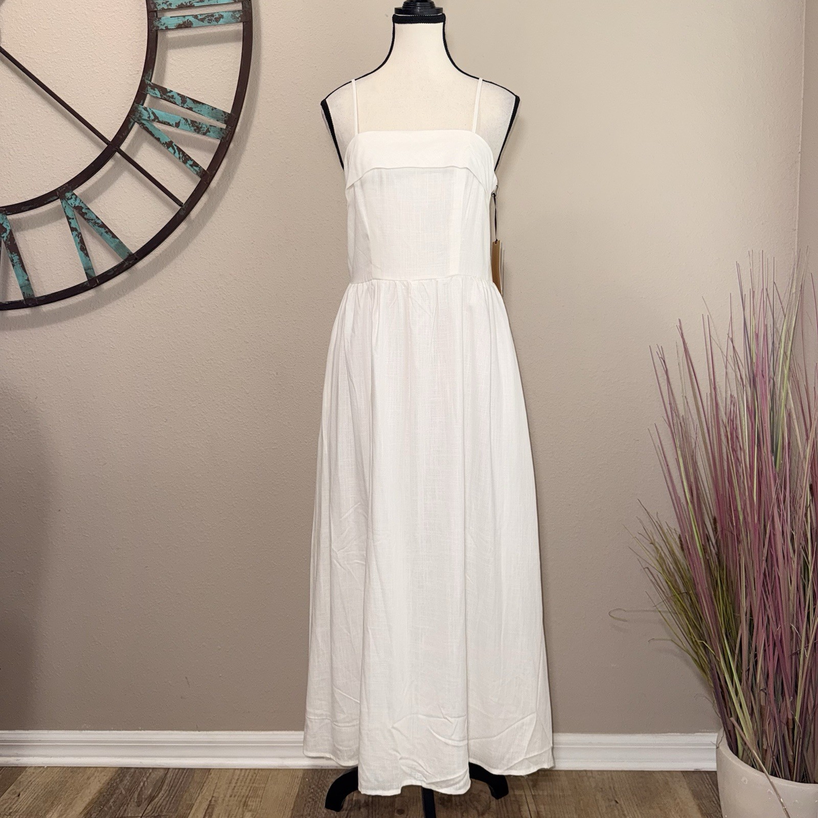 Halogen Spaghetti Strap Dress Size Small NWT White Lined Maxi