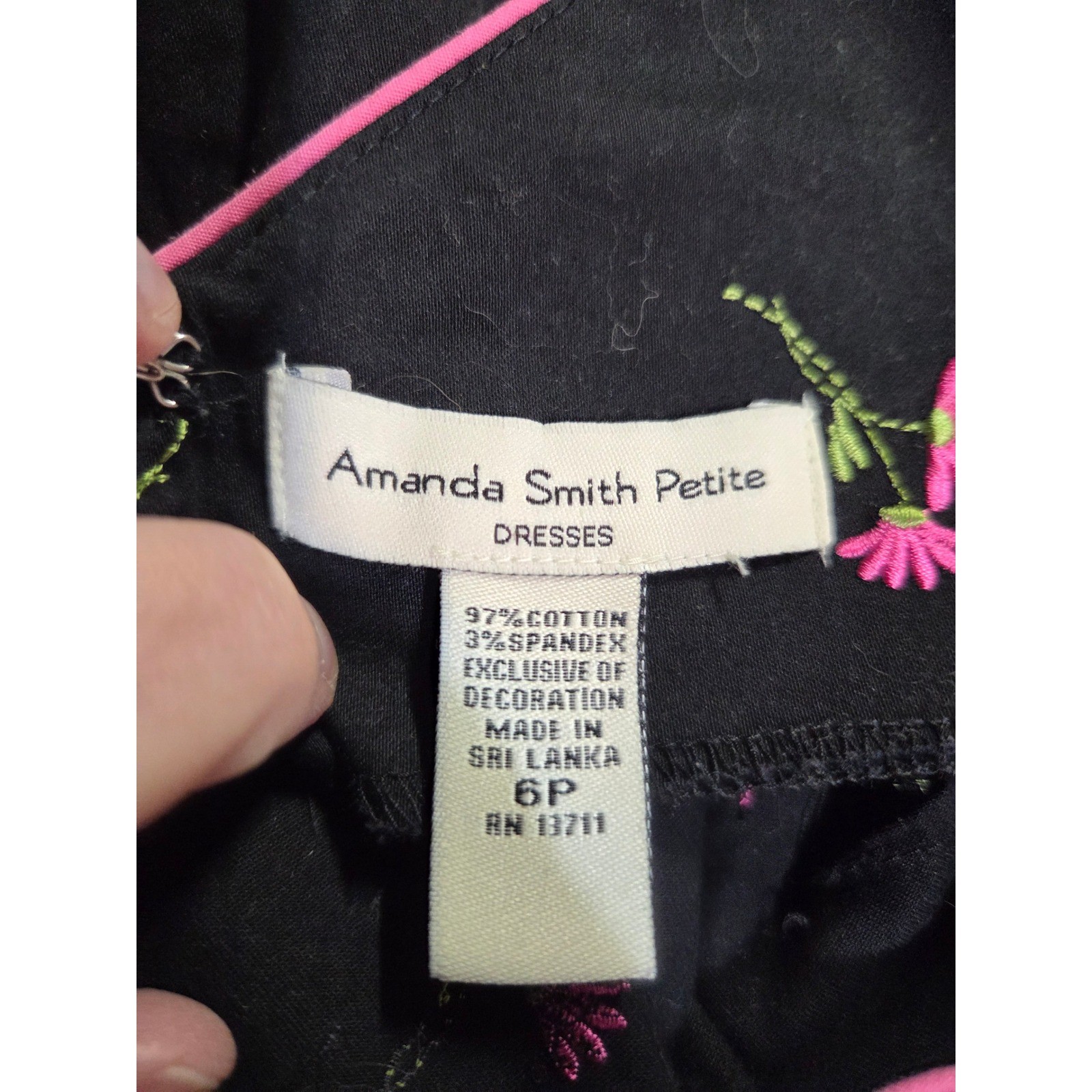 Amanda Smith Petite Black Floral Embroidered V Neck Sleeveless Dress Size 6P