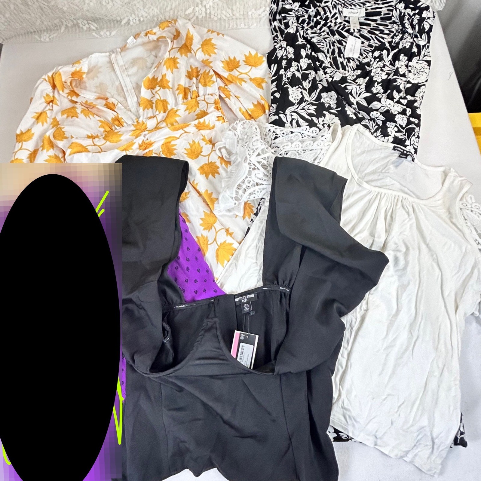 BUNDLE + FREE SHIPPING, Women’s Extra Large – Dresses & Tops – 4 pc Lot