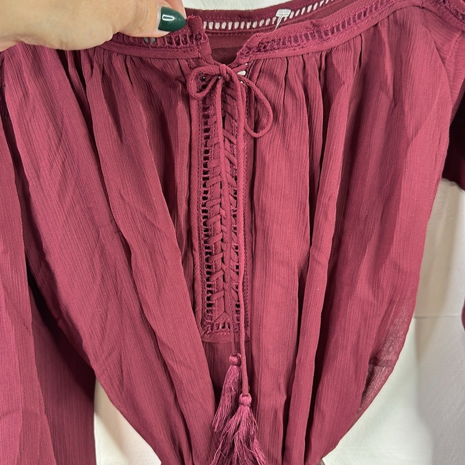 DOUBLE ZERO Wine Open Shoulder Wide Sleeve Polyester Tassle Dress Size Small