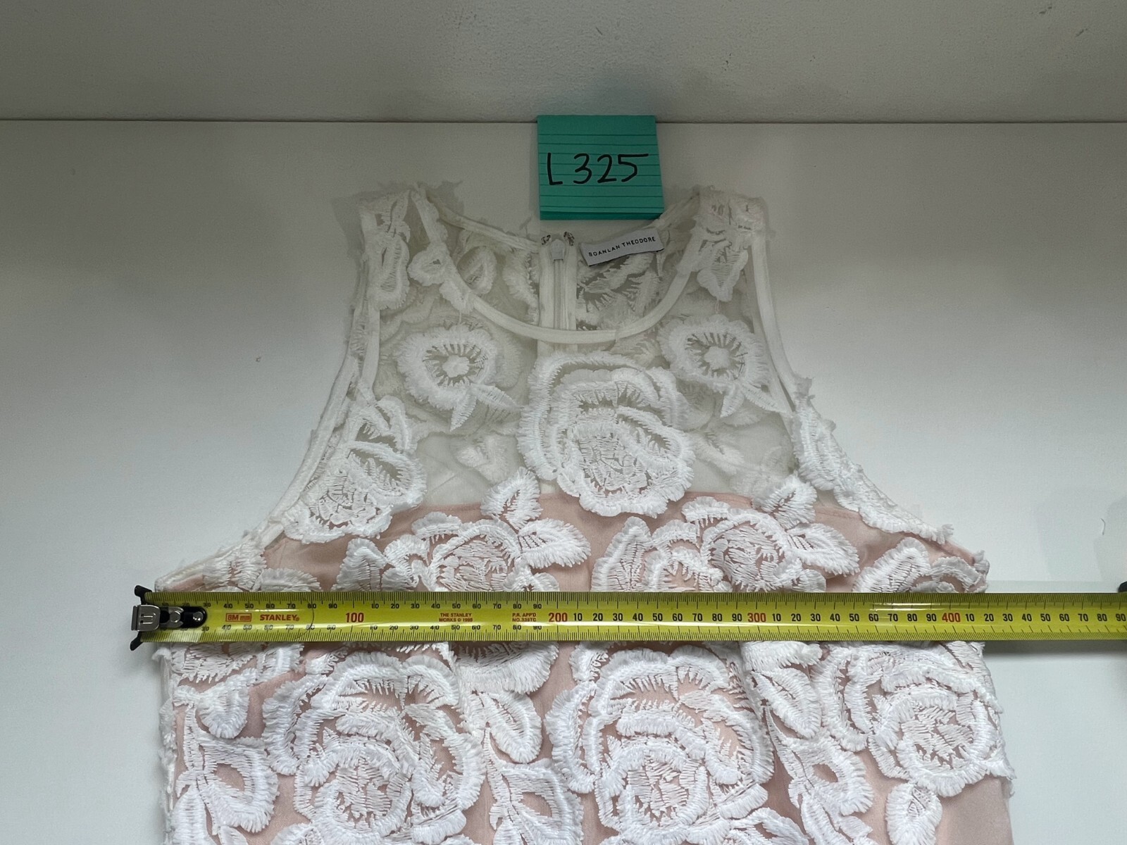 Scanlan Theodore White Sleeveless Rosebud Lace Dress 8 XS