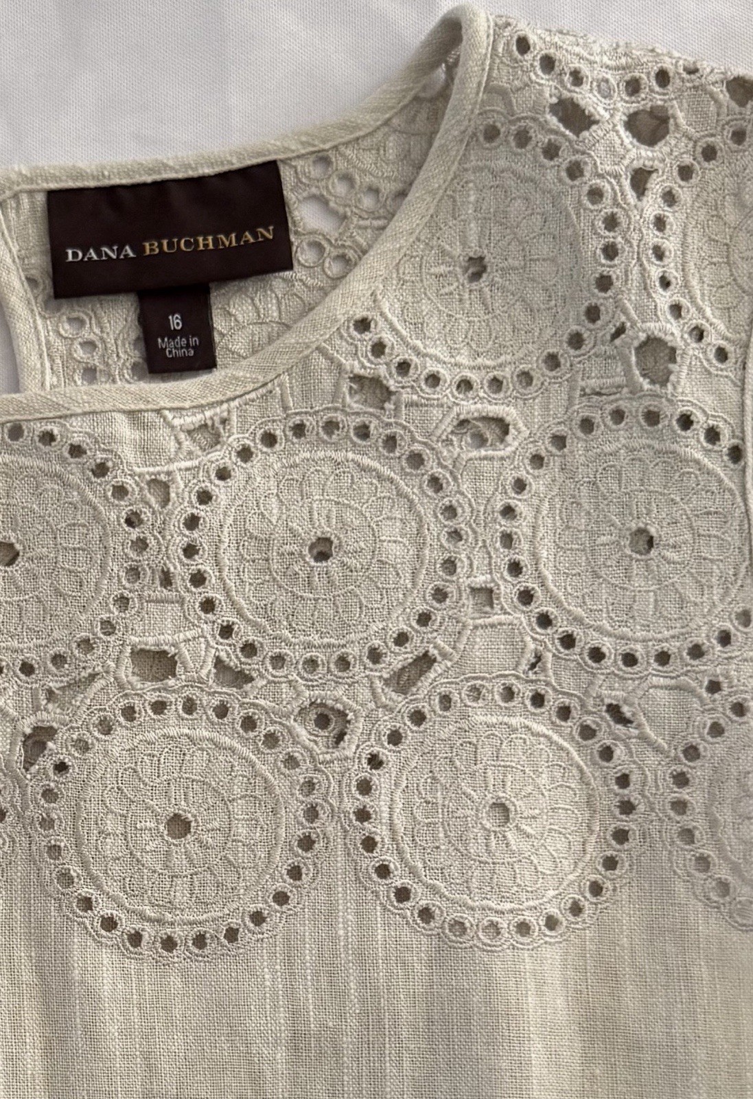 DANA BUCHMAN Cream Linen Blend Crochet Sleeveless Shift Dress Boho Coastal Sz 16