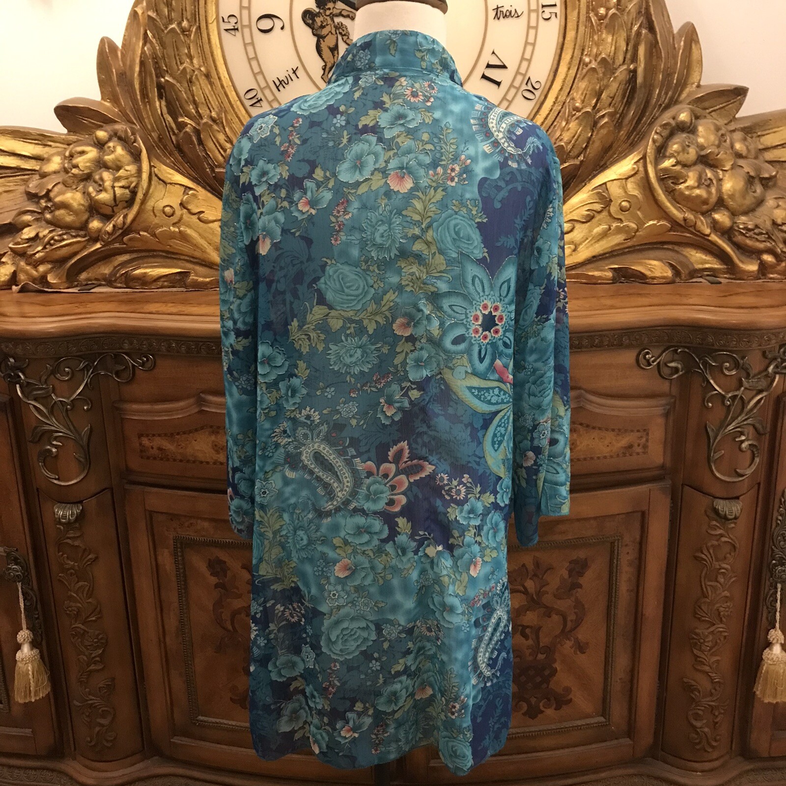 Semi Sheer Metallic Embellished Shift Dress. Bust 40″ Stand up collar. B15.