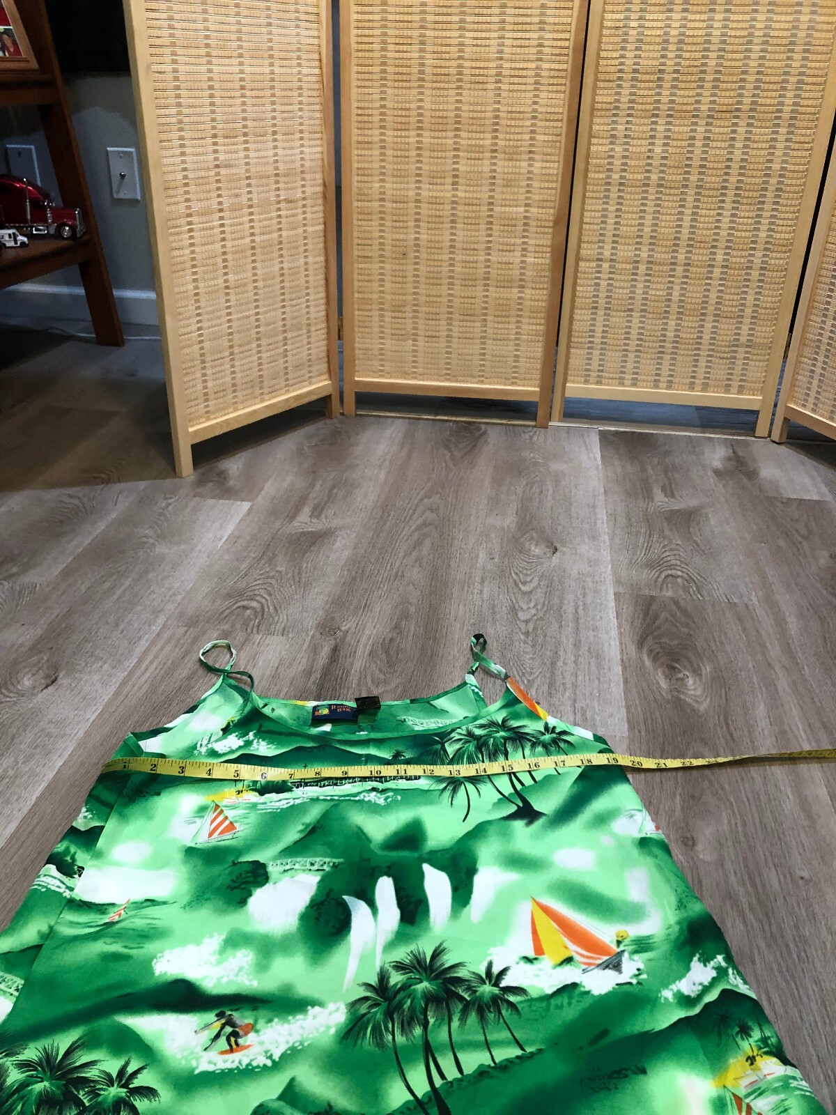 Roundy Bay Sleeveless Hawaiian Luau Dress 100% Polyester Green Palm Trees XL