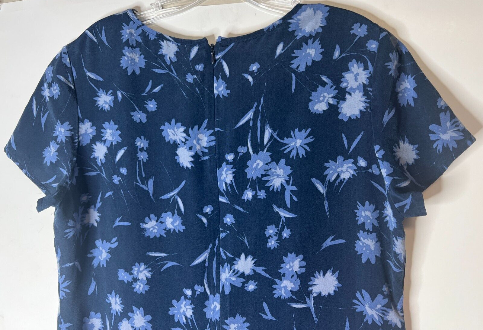 Casual Corner Women’s Size 12 Blue Floral 100% Silk Lined Maxi Dress Zipper Slit