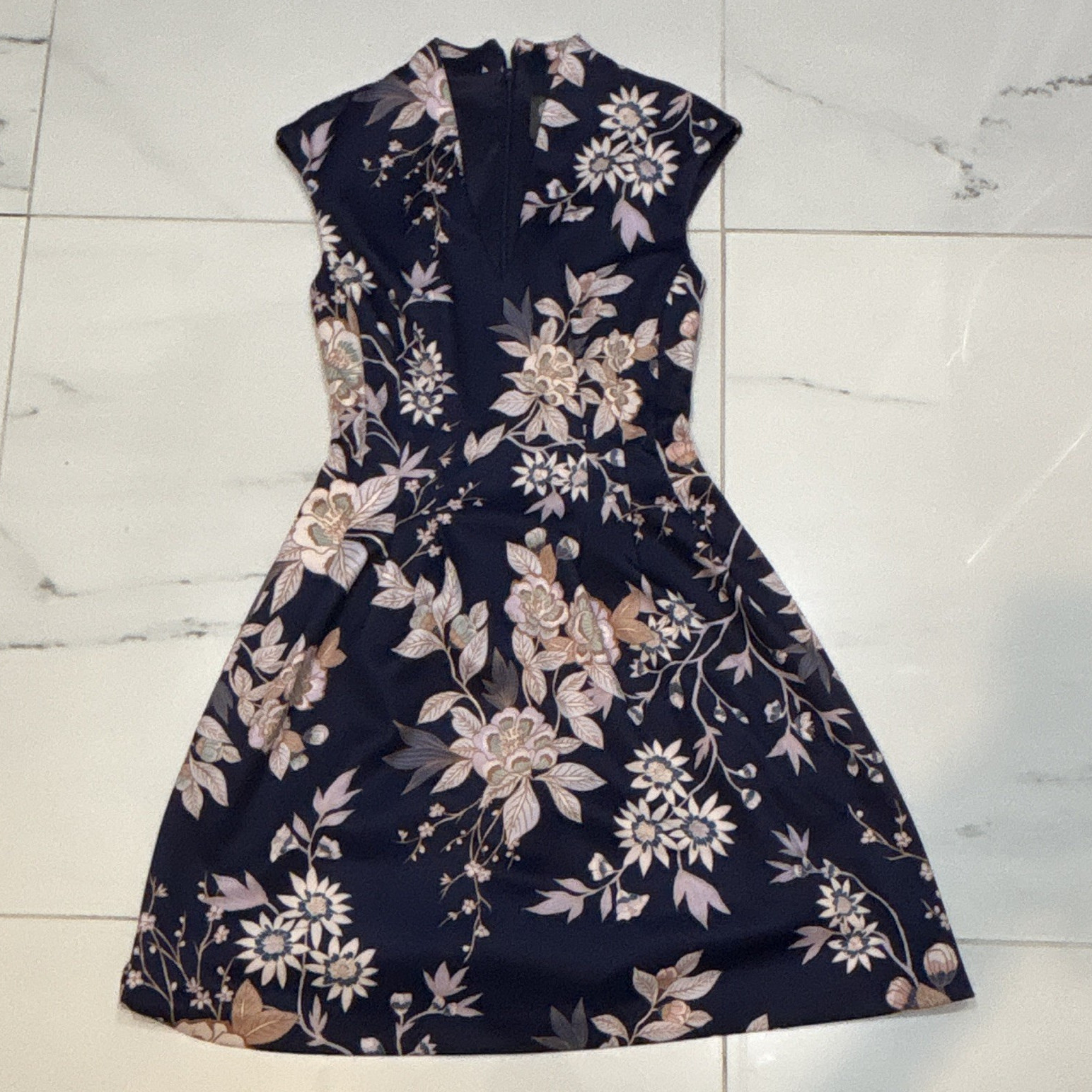 Vince Camuto Navy Beige Floral V-Neck Cap Sleeve A-Line Short Dress S Zip