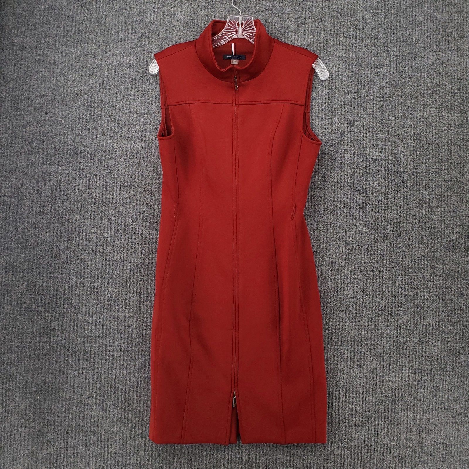 Tommy Hilfiger Dress Women 10 Red Knee Length Sleeveless Sheath Full Zip Stretch