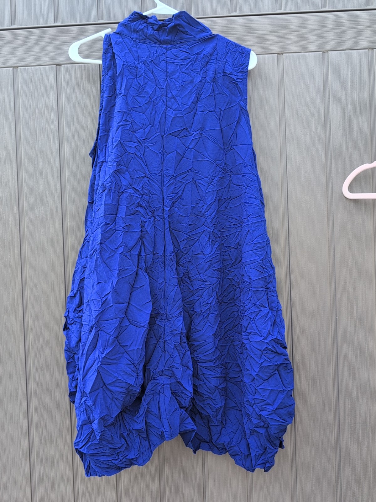 Evelyn & Arthur Blue Sleeveless Large Made To Look Dress