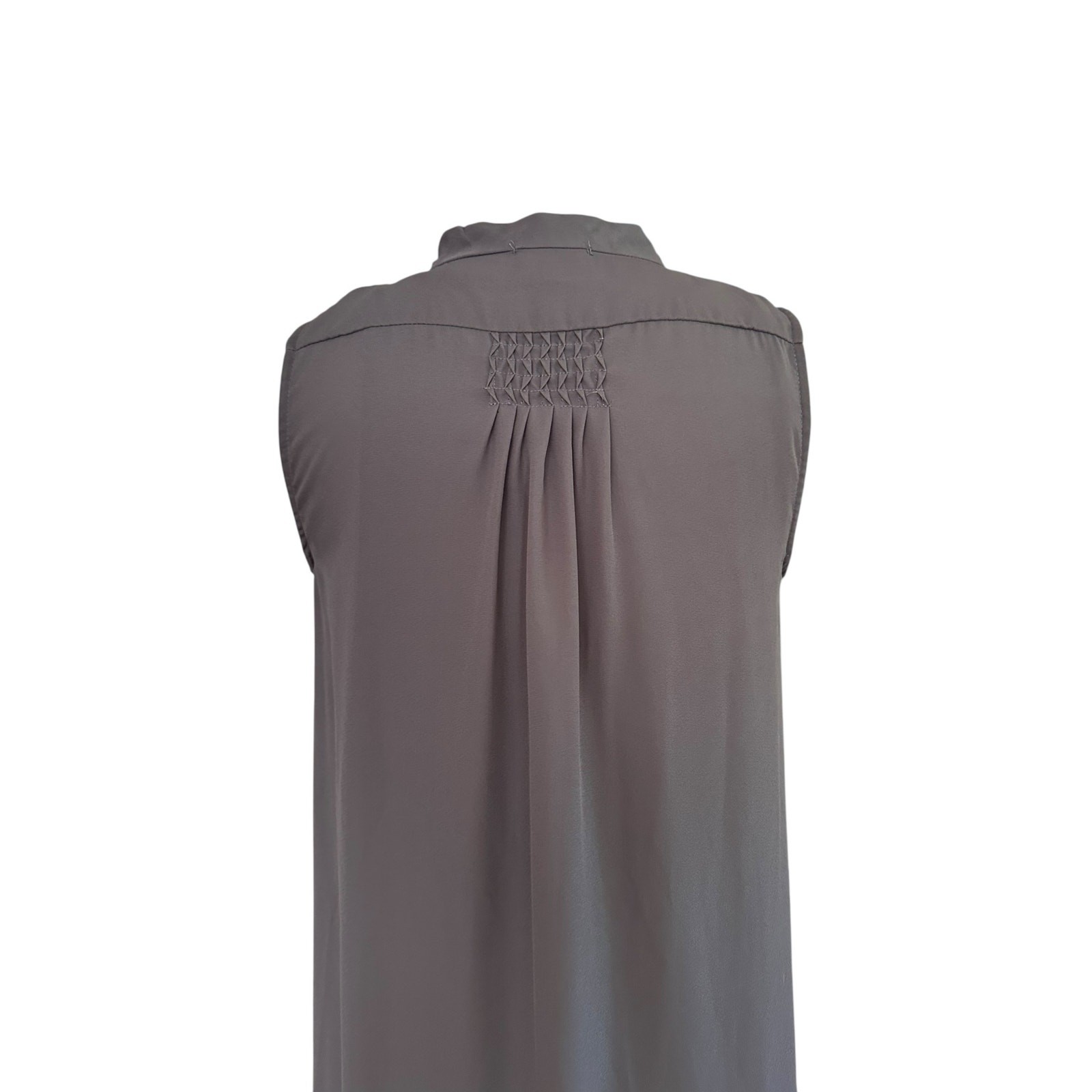 Anthorpologie dRA Dark Gray Sleeveless Front Keyhole High Neckline Pleated Dress