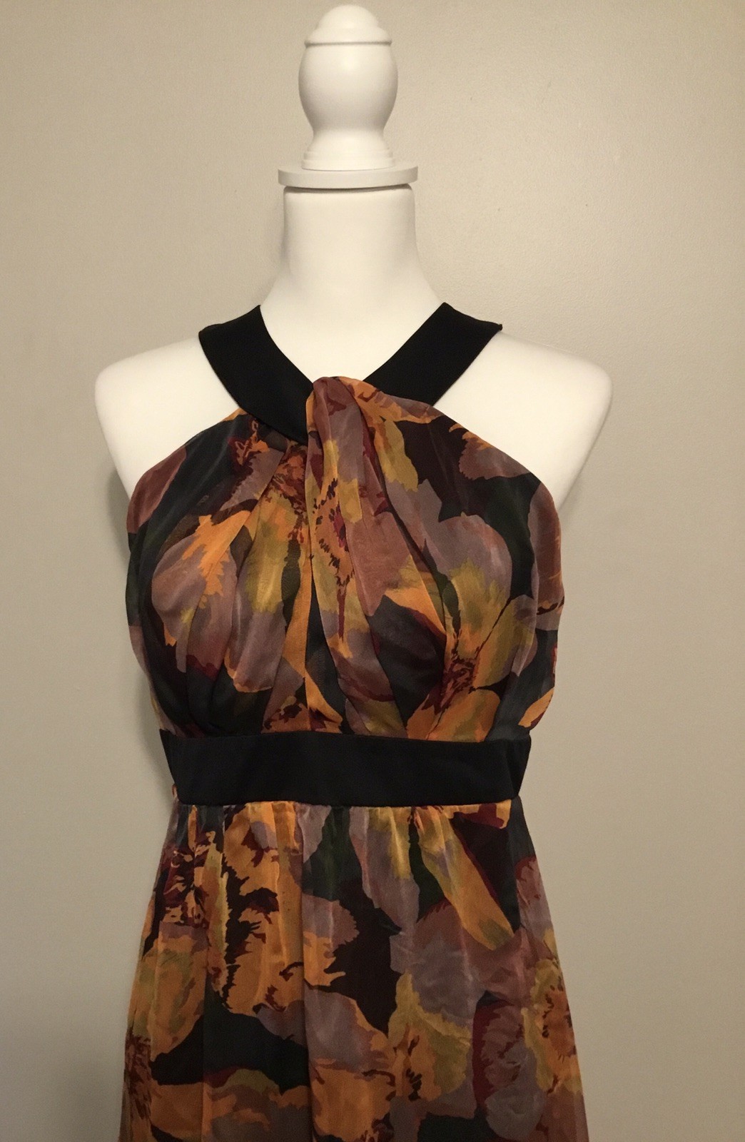 The Limited Sz 8 Floral Front Keyhole Short Dress Halter Neck Sleeveless