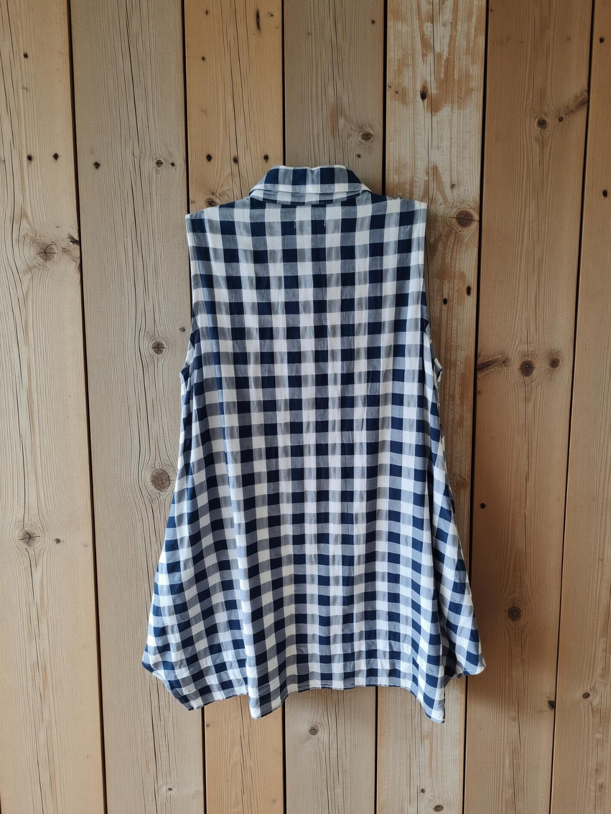 Casual Studio Button Up Top Medium M Gingham Check Plaid Sleeveless Shirt