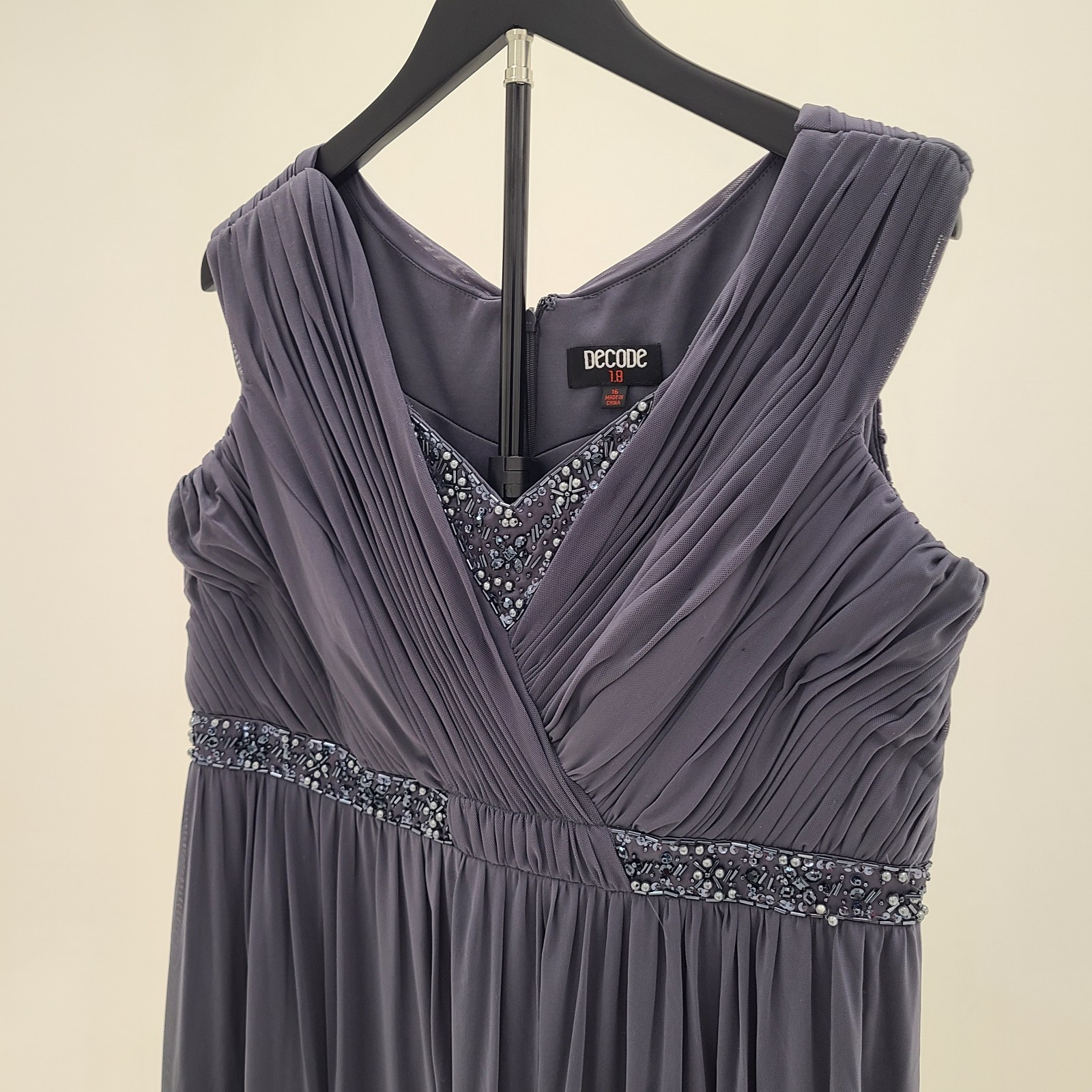 Decode 1.8 Cap Sleeve V Neck Gray Beaded Maxi Long Formal Gown Dress- Size 16