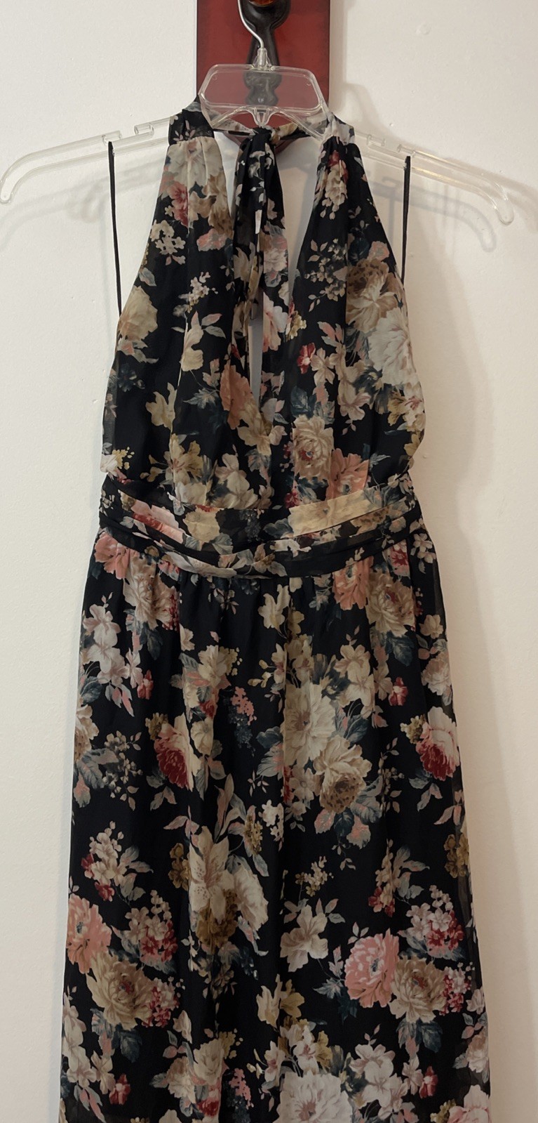 Xtaren Womens Large Black Floral Deep-Vneck Lined Halter Maxi Dress NWT! A2146