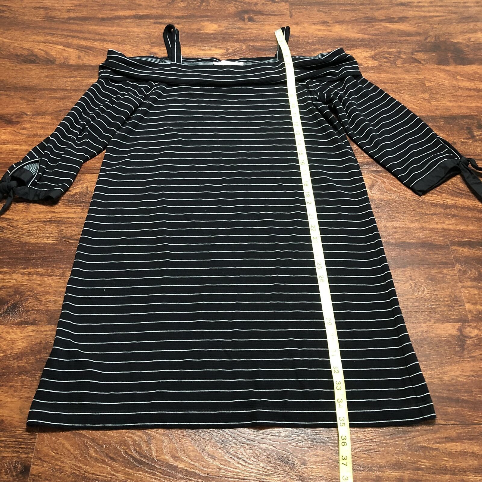 LOFT Cold Shoulder Sleeve Black Striped Casual Mini Dress Women’s Size 8