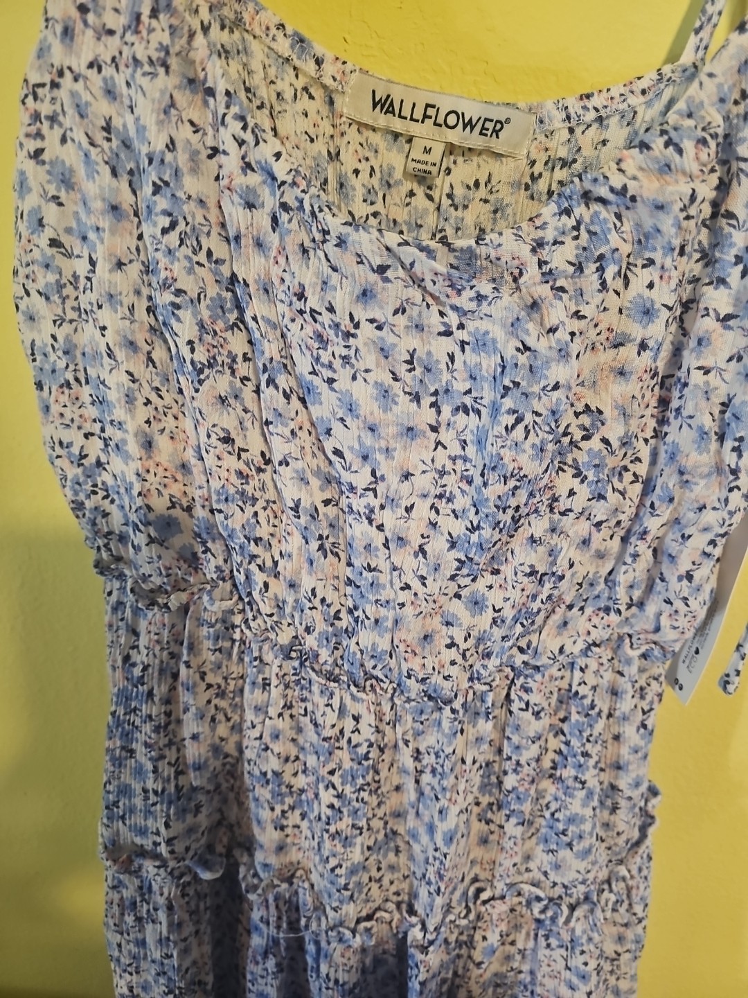 NWT Wildflower Junior Size Medium Floral Print Baby Doll Dress Spaghetti Straps