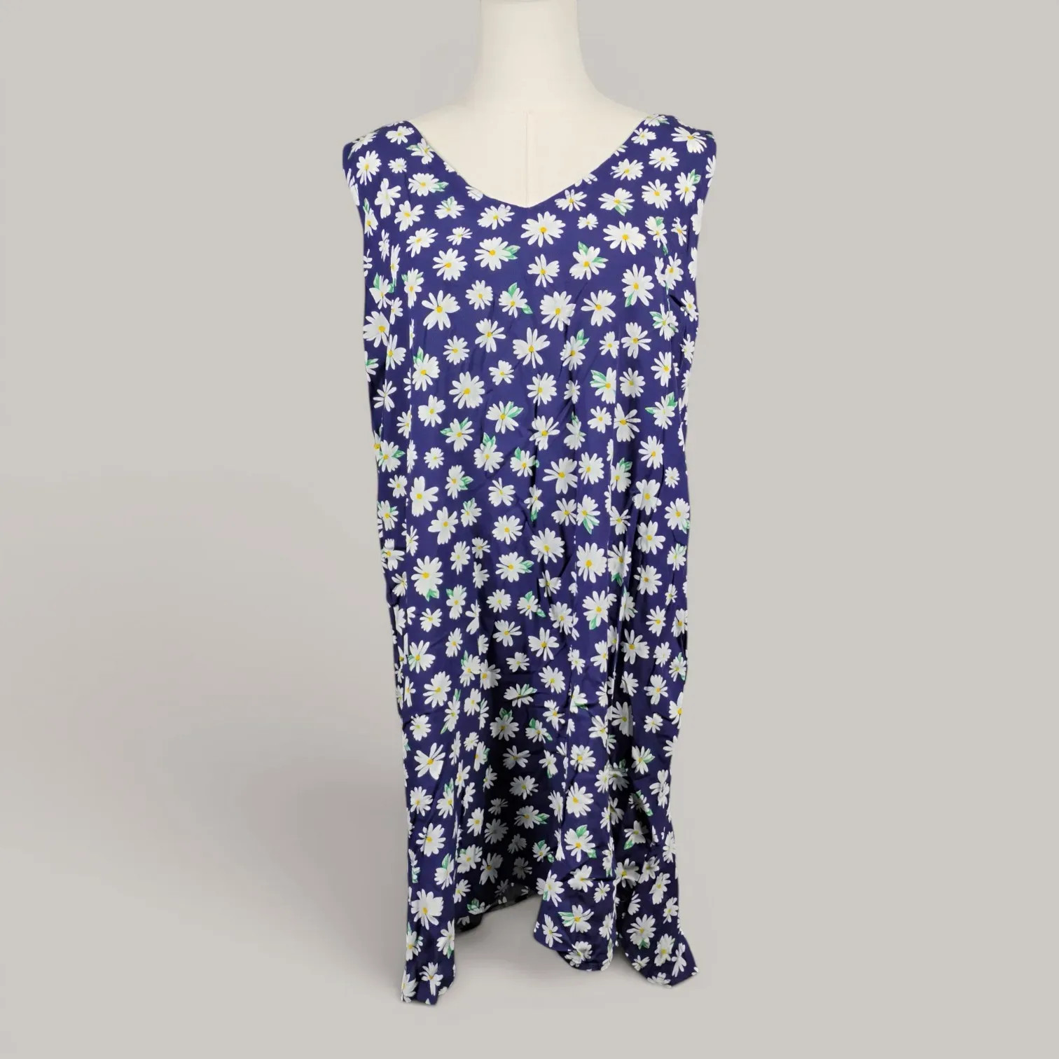 NWT Old Navy Women’s Blue Daisy Floral Sleeveless V-Neck Dress XXL