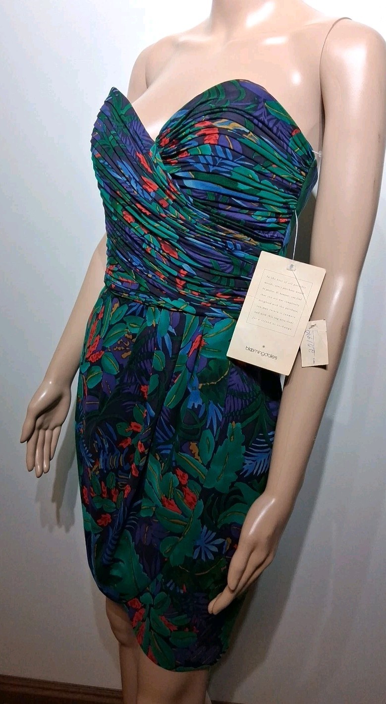 A. J. Bari Silk Floral Print Strapless Cocktail Dress Size 4 P NWOT