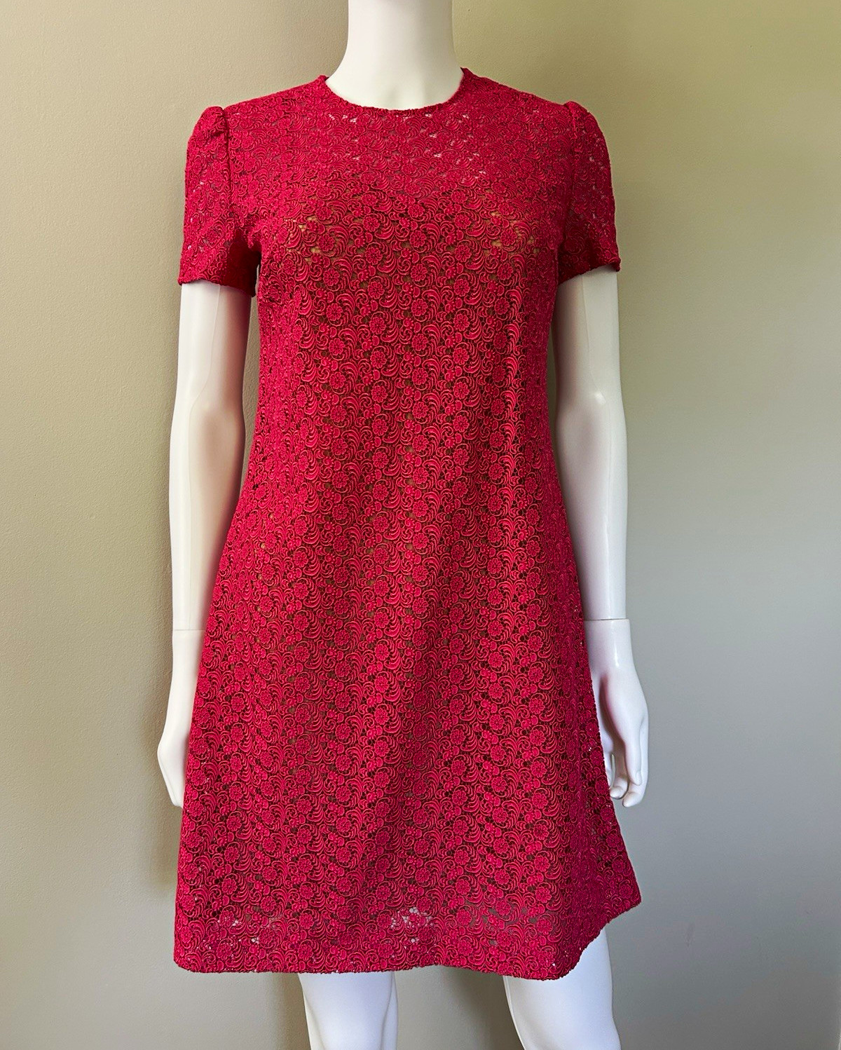 Prada FW2009 Guipure Lace Shift Dress IT40 US4 Pink Fuchsia Made in Italy