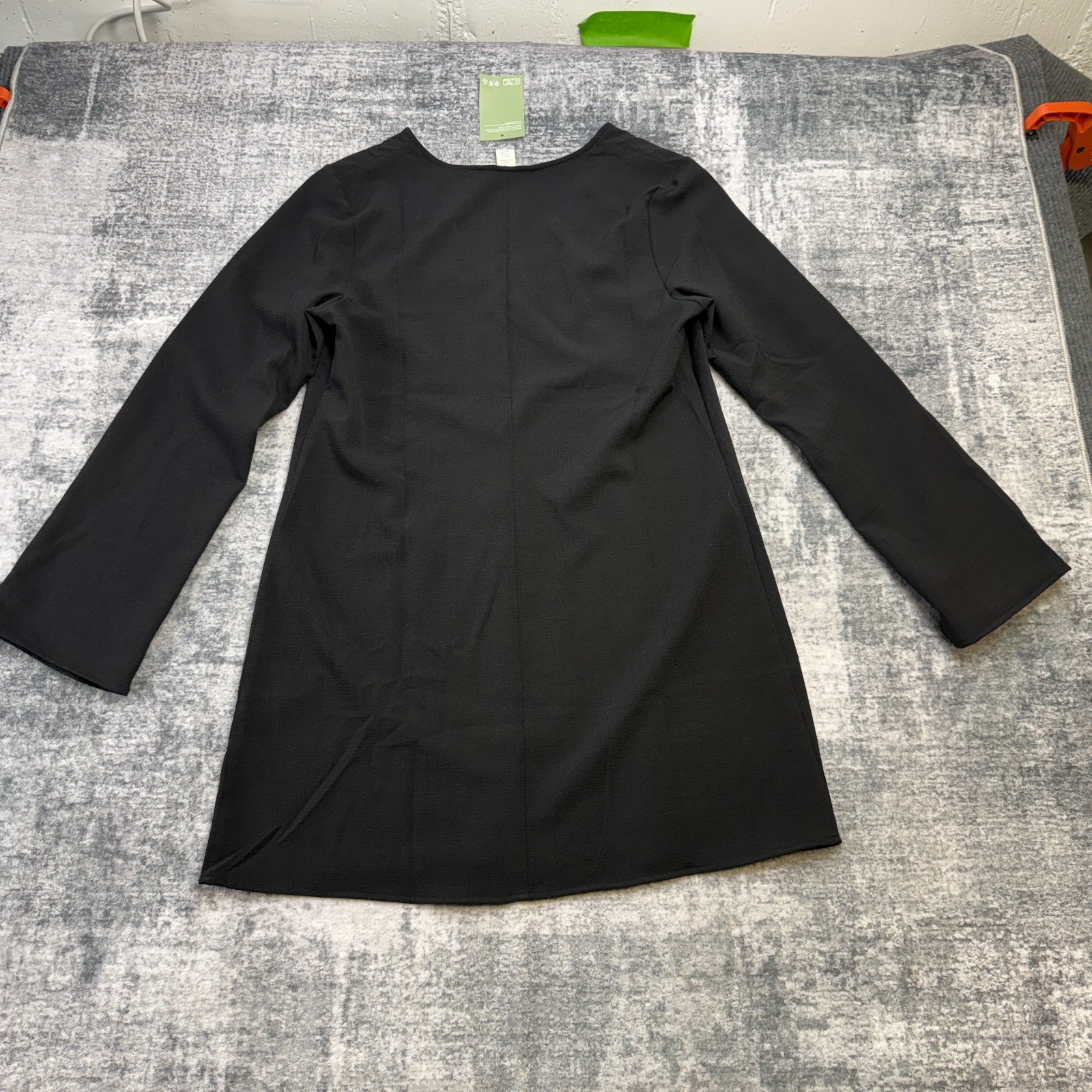 H&M Dress Womens Medium Black V-Neck A-Line Tunic Mini LBD Party Minimalist