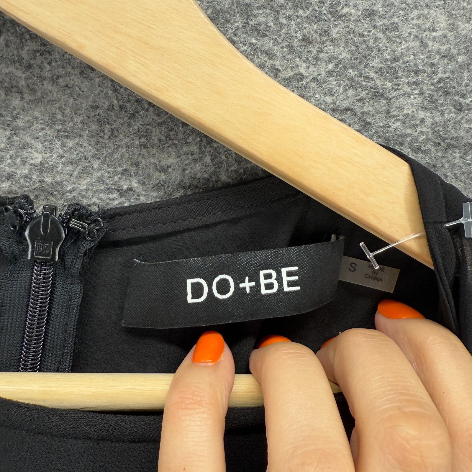 Do + Be Dress Women S Black Shift Short Crew Neck Long Sleeve Zipper Mini
