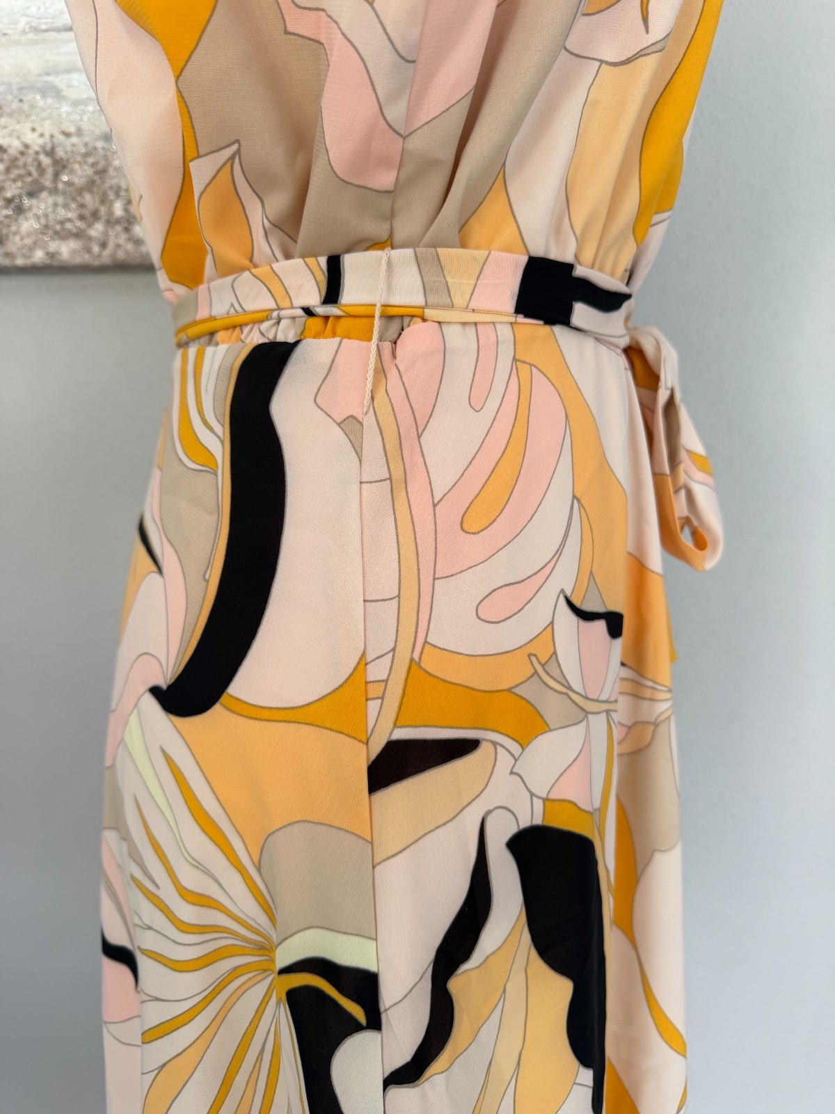Forever 21 Resort-Chic Tropical Abstract Print halter midi dress L