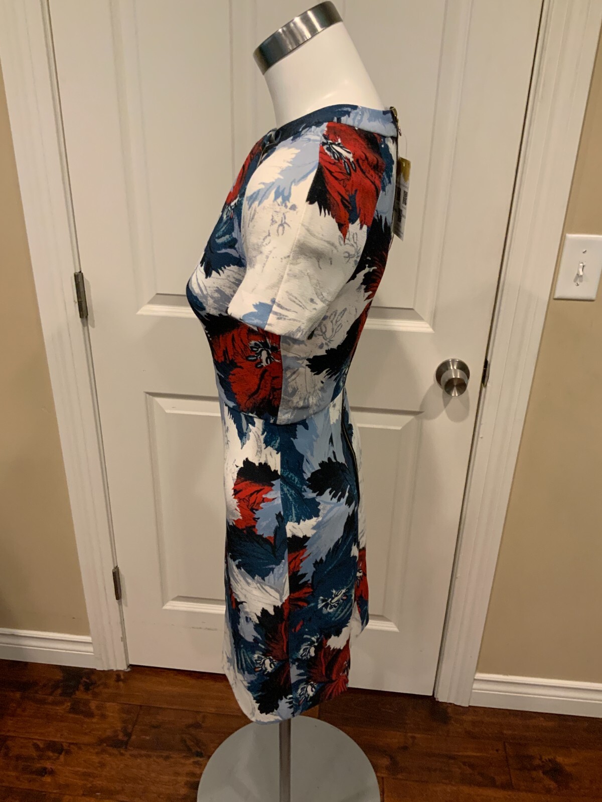 Erdem White, Blue & Red Floral Short Sleeve Cutout Sheath Dress, Size 0