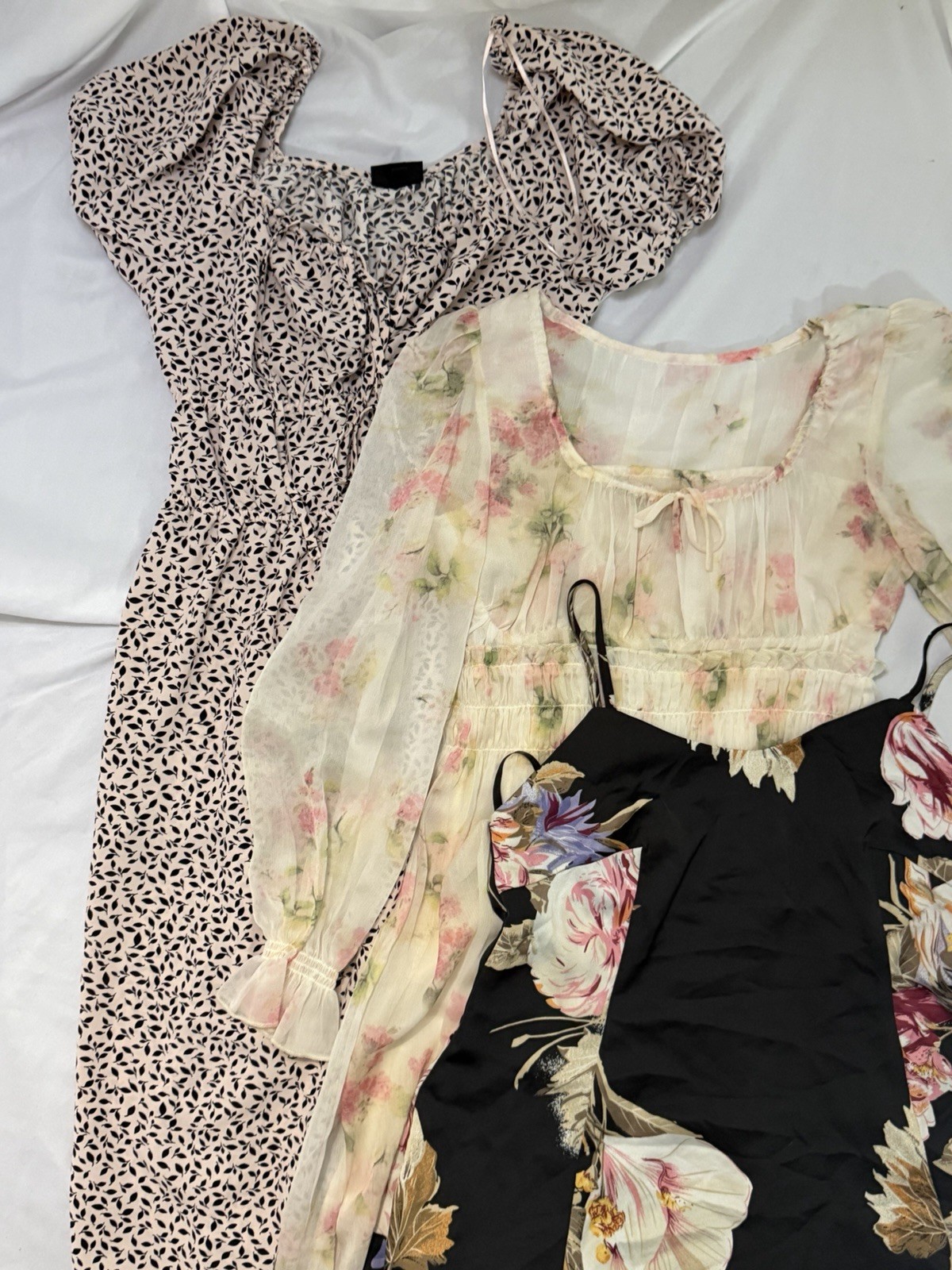 Lot Of 3 Spring/summer Long Dresses Size XS (target, Minkpink, Unknown)