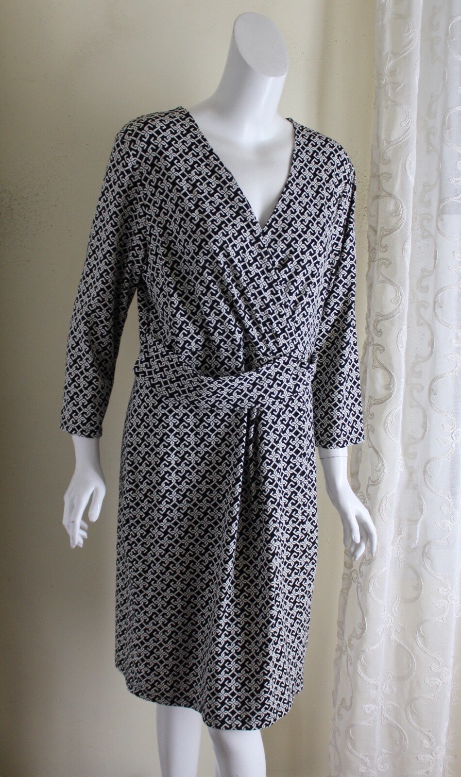 Talbots Sz XL Faux Wrap 92% Nylon 8% Spandex Lux Stretch Knit Dress
