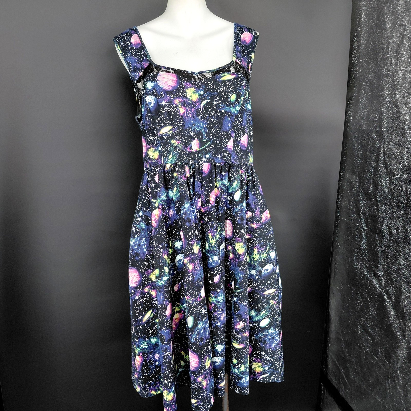 Dress Women XL Black Galaxy Planets Lace Up Fit Flare Midi Sundress Gothic Punk