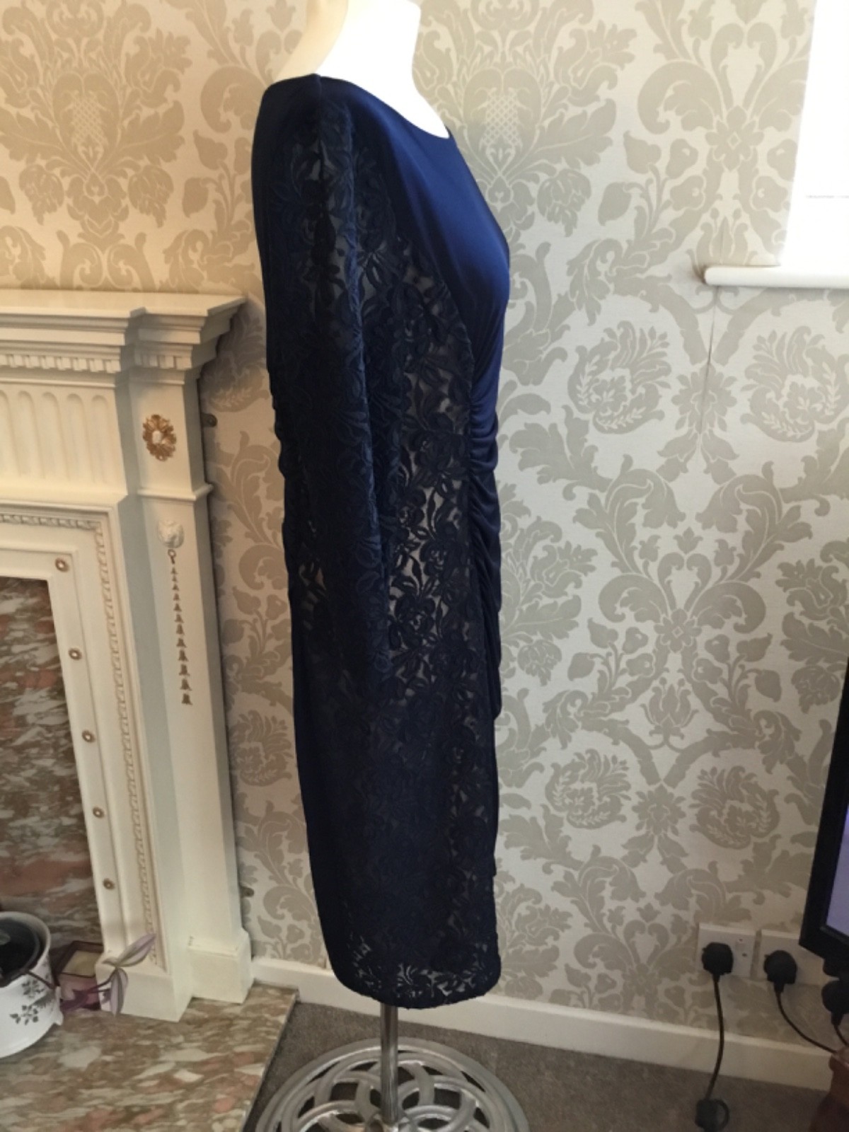 **PHASE EIGHT** LADIES NAVY LACE DRESS SIZE 12???.. LENGTH 41 INCHES 3/4 SLEEVES