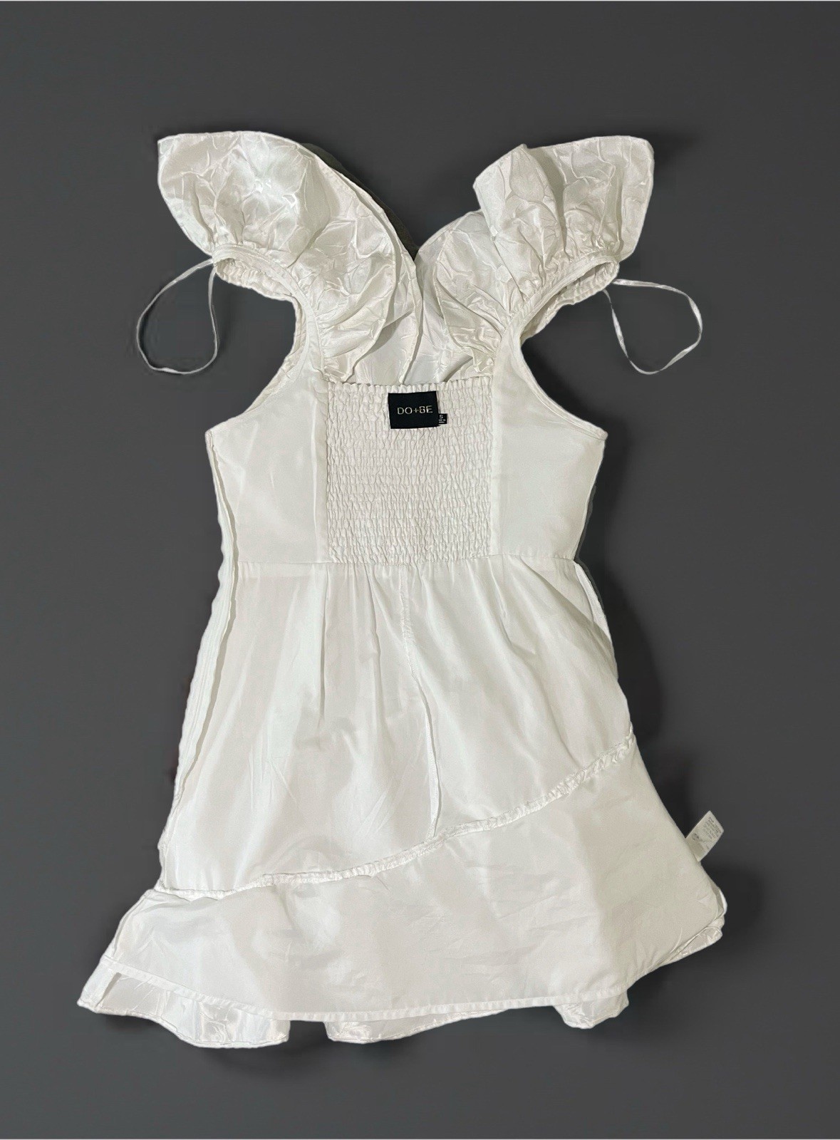 🍥 DO+BE White Floral Jacquard Mini Dress | Women’s Sm | V-Neck | Ruffle Sleeve