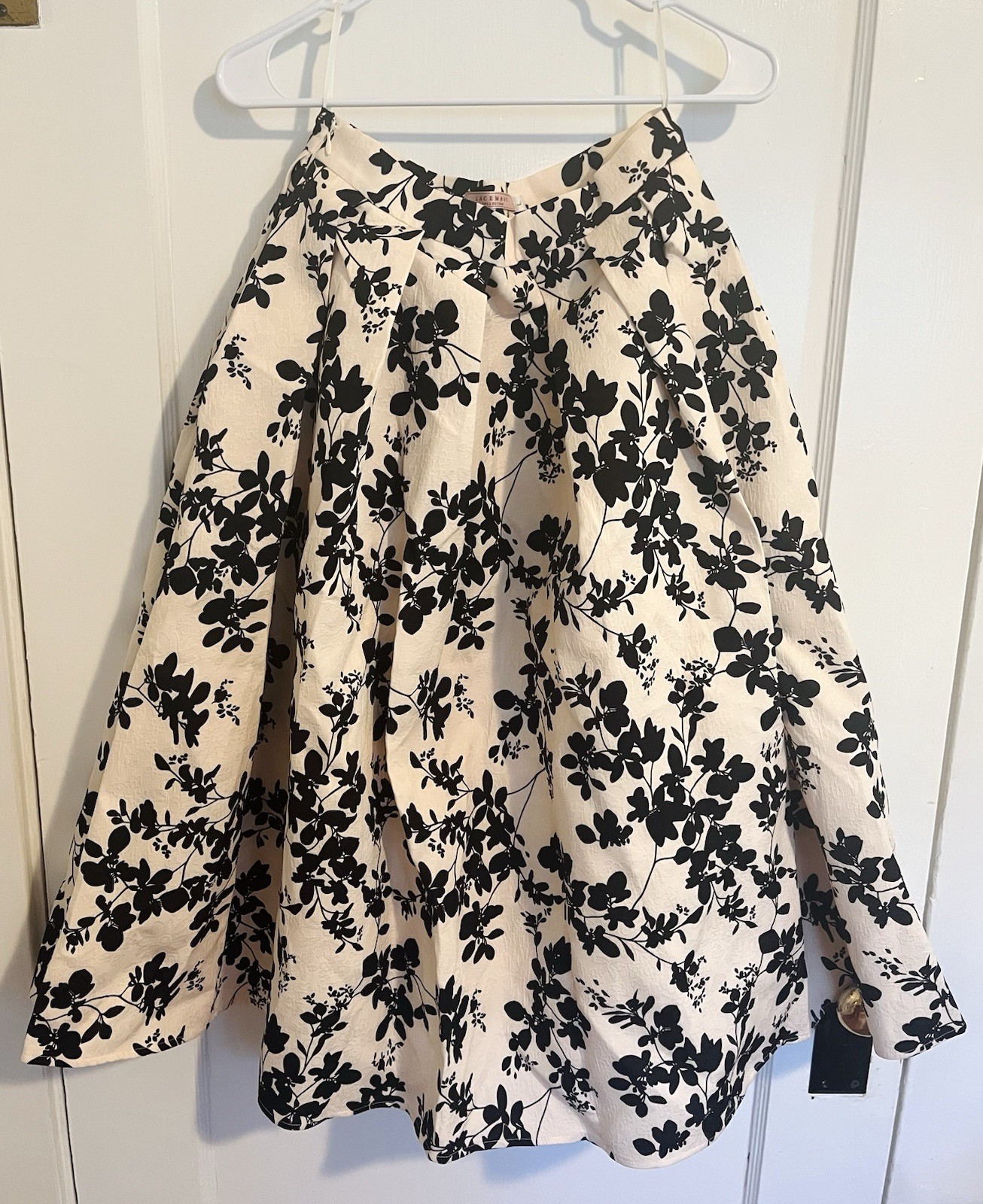 Lacemade Swan Castle Corset & Skirt set S/M NWOT