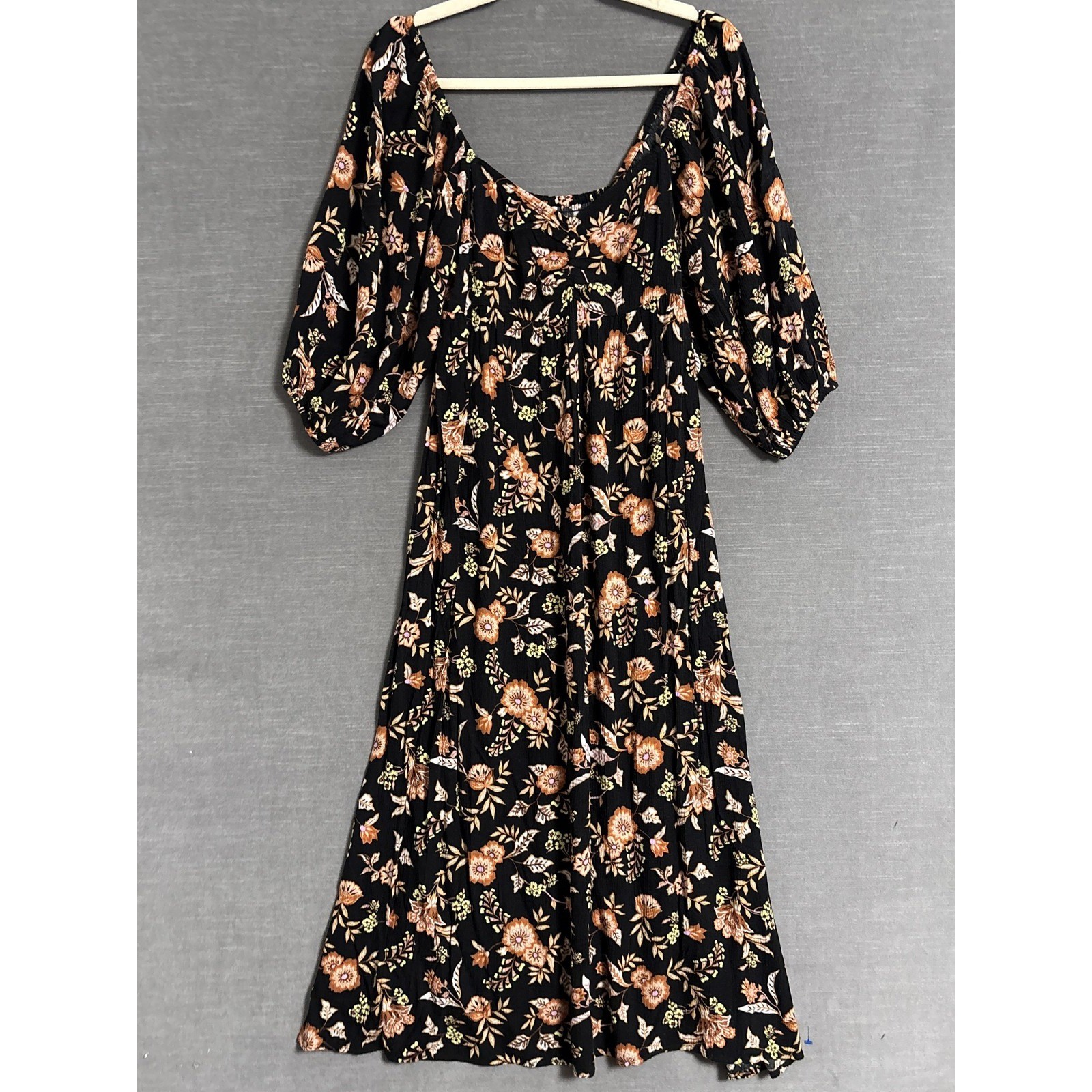 Billabong Dress M Black Floral Smocked Puff Sleeve Midi Gauzy Boho Babydoll