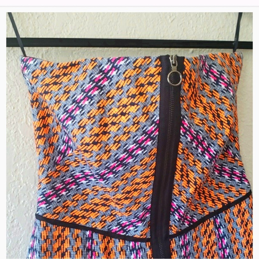 RACHEL ROY ORANGE/ GREY TRIBAL PRINT DRESS..SIZE 2