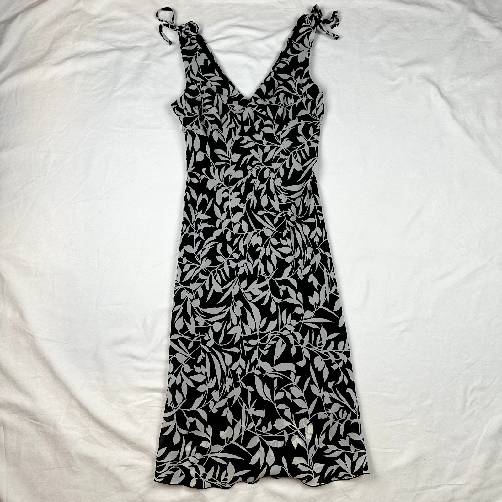 Vintage 90’s City Triangles Dress Size 5 Black and White Floral Made in USA Y2K