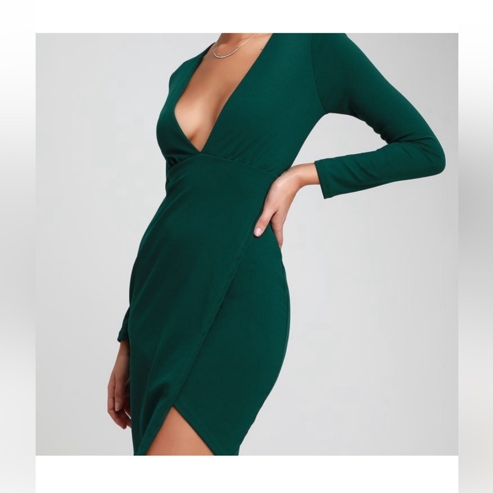 Make it Hot Green Long Sleeve Plunge V-Neck Cocktail Dress
