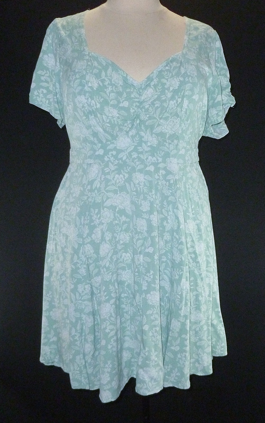 Torrid GreenFloral Print Dress Womens Plus Size 4 Short Sleeve Knit 4X Prairie
